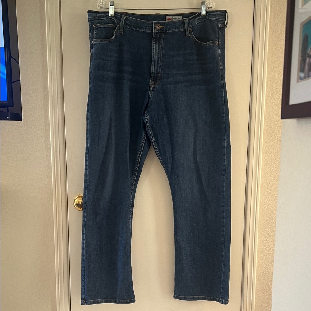 Wrangler Mens Relaxed Boot Jeans 40” x 32”
